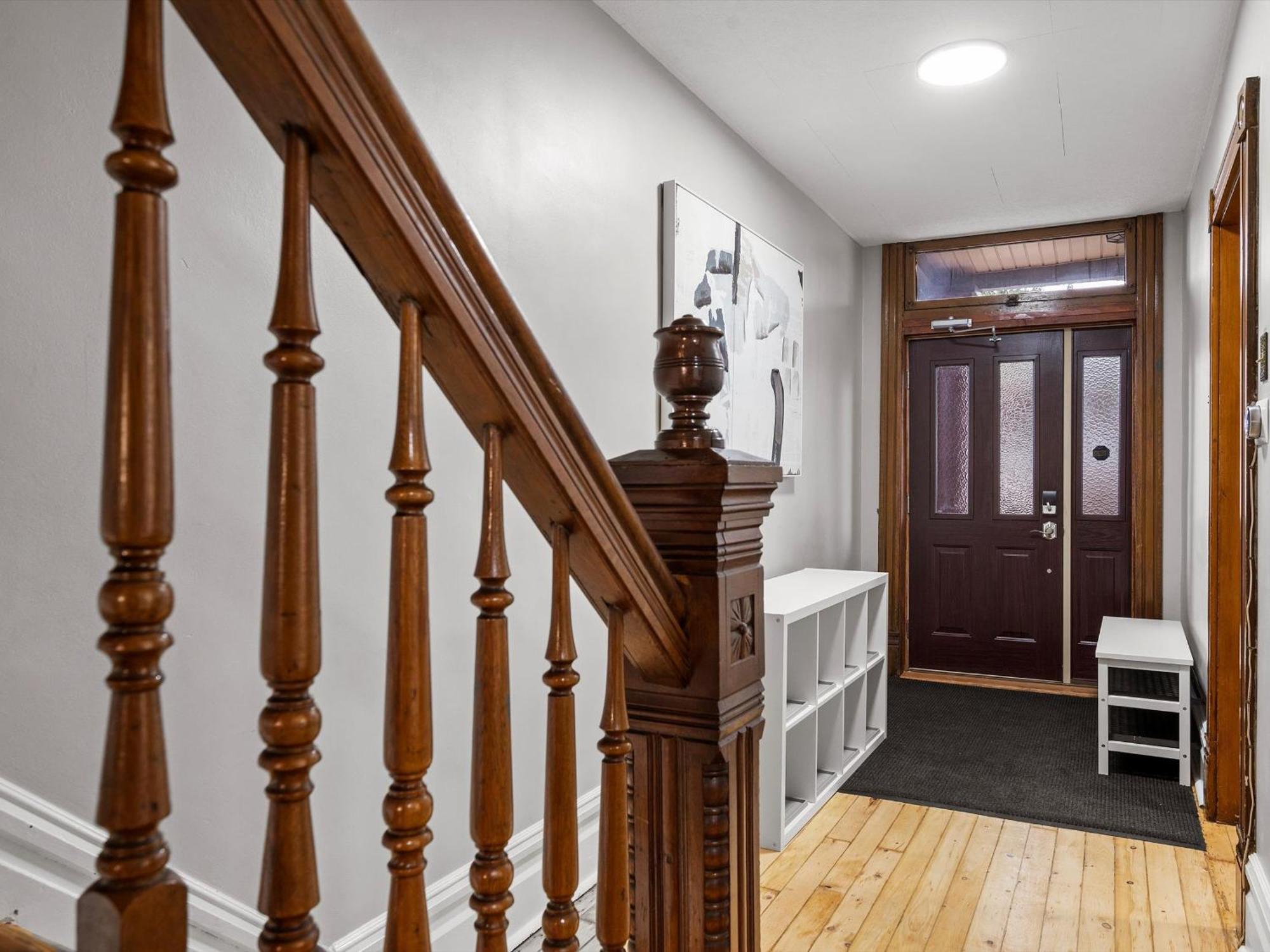 Homestay Oakland, !b Stylish And Quiet Private Bedroom With Shared Bathroom