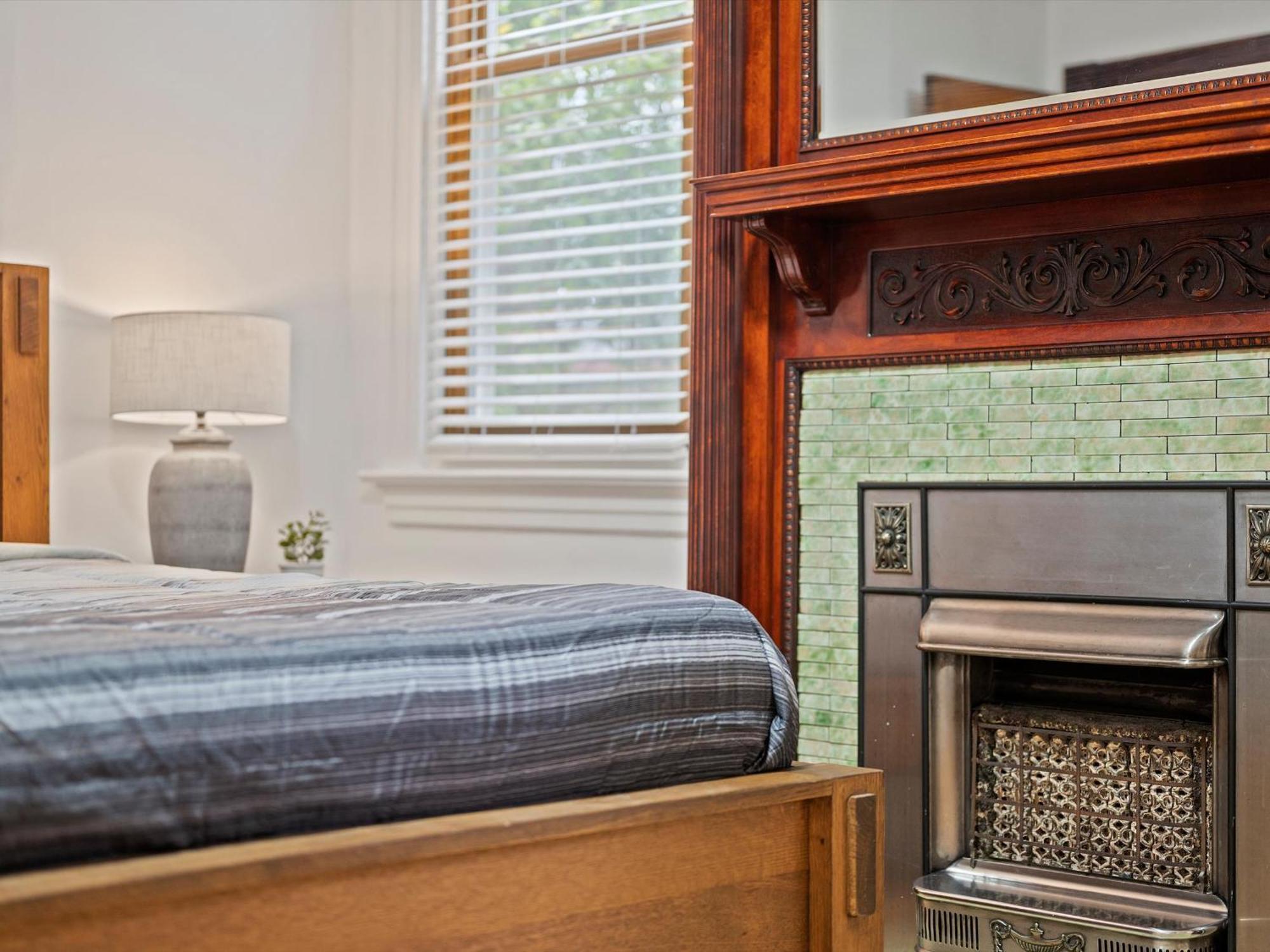 Oakland, !b Stylish And Quiet Private Bedroom With Shared Bathroom Homestay *